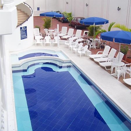 Hotel Zamba Girardot Eksteriør bilde