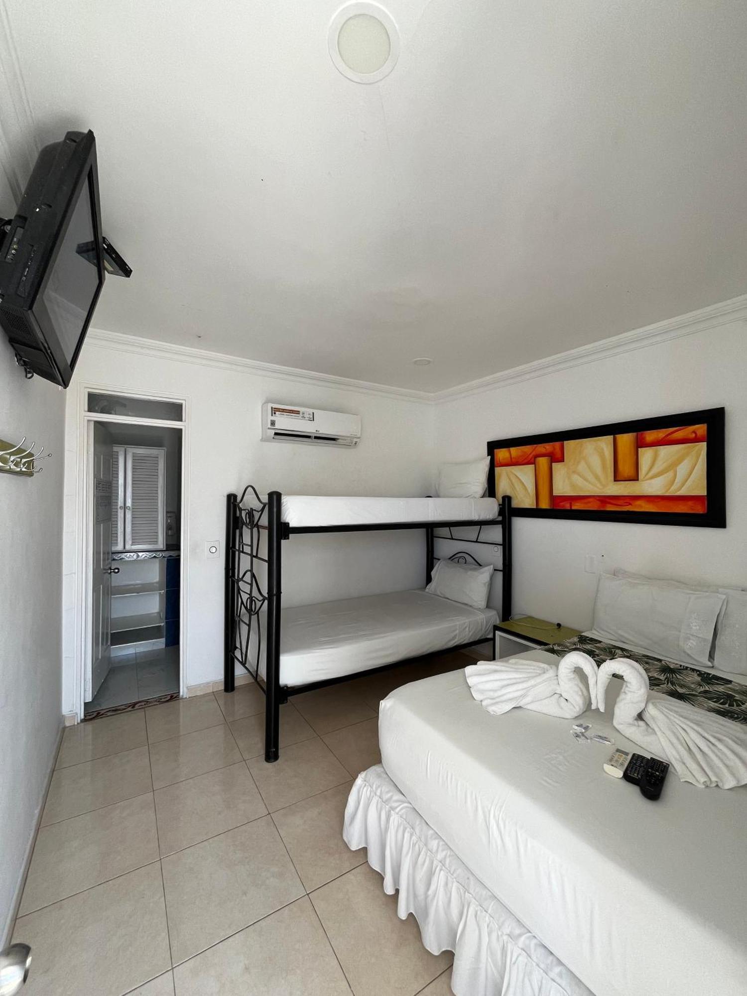 Hotel Zamba Girardot Eksteriør bilde