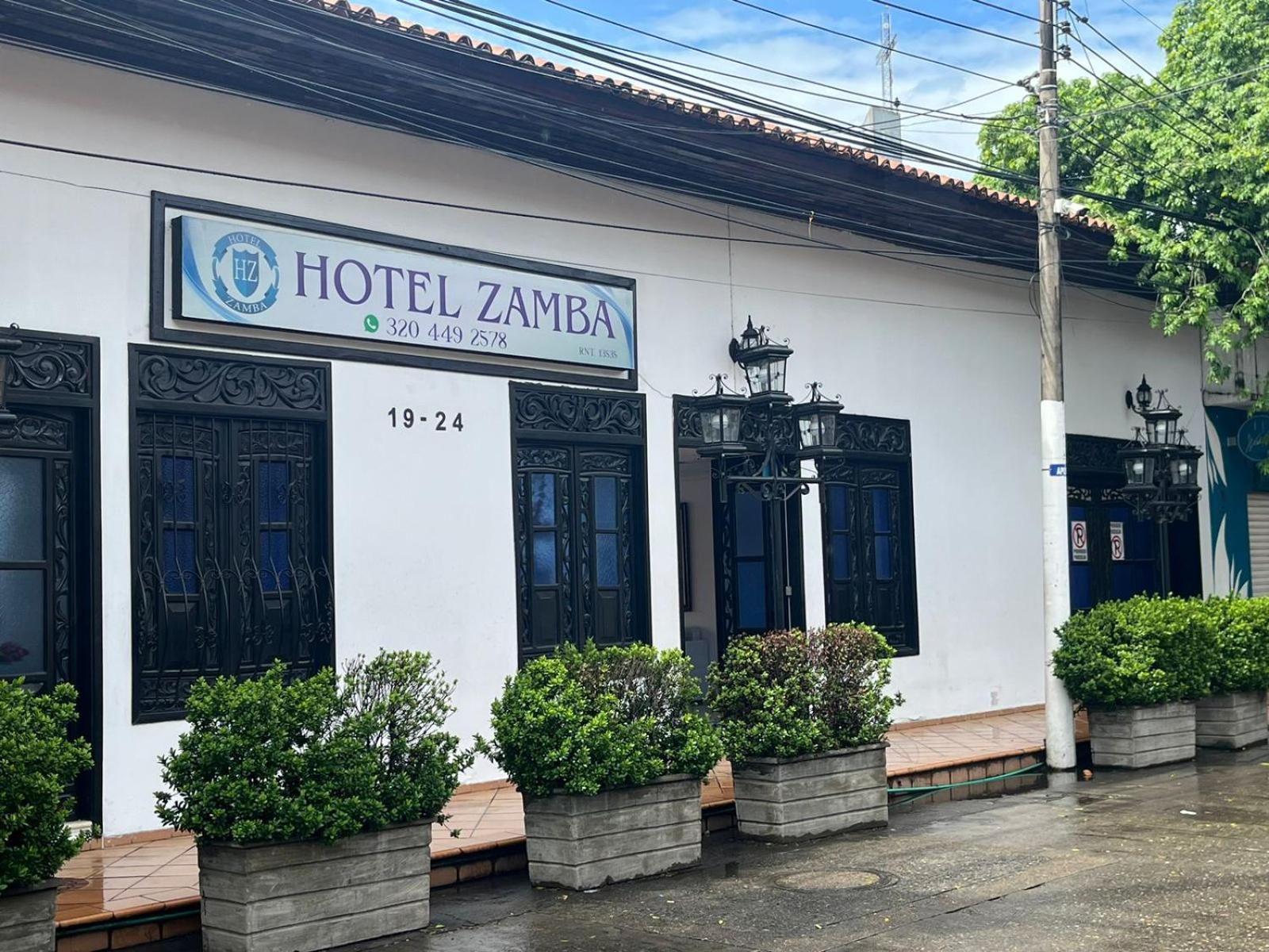 Hotel Zamba Girardot Eksteriør bilde