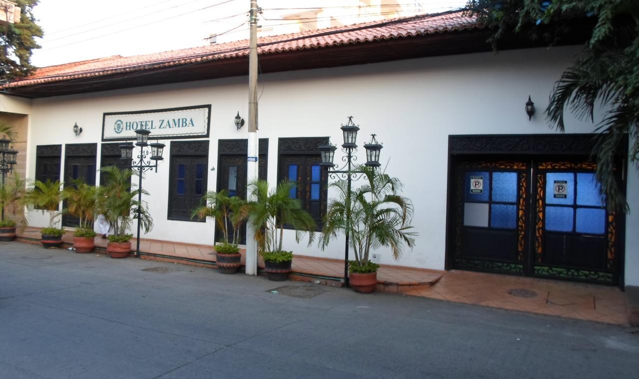 Hotel Zamba Girardot Eksteriør bilde